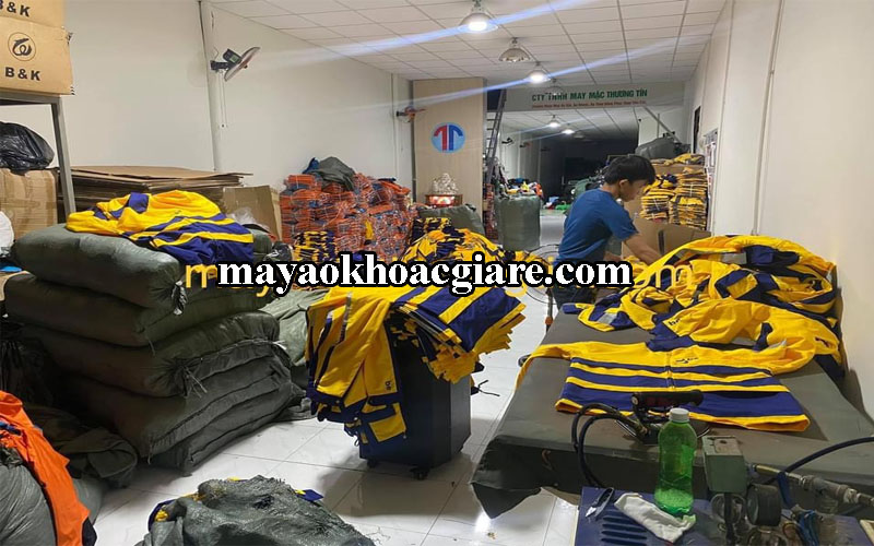 xuong-may-ao-khoac-theo-yeu-cau-5